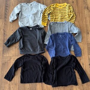 Bundle of toddler boy long sleeve shirts / sweatshirts, size 2T, Carter’s, H&M